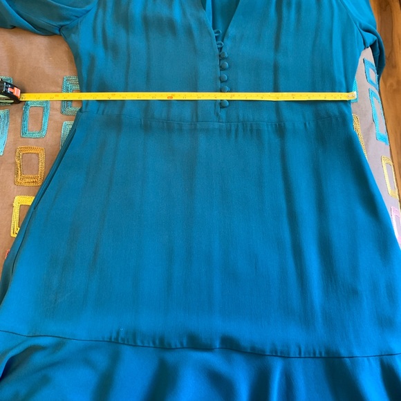 Chic short dress in turquoise blue - Picture 4 of 9